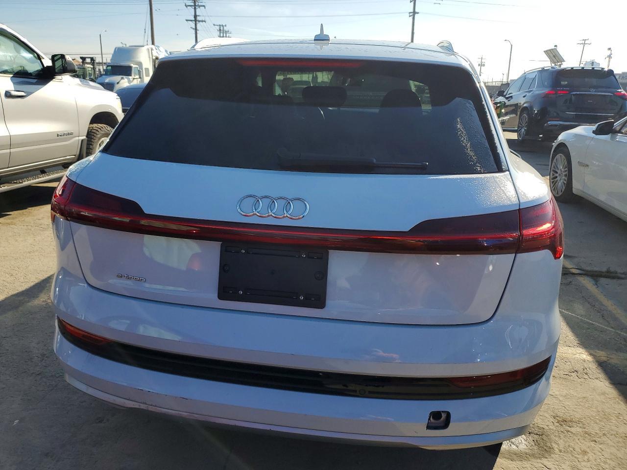 2019 Audi E-Tron Prestige - Image 6