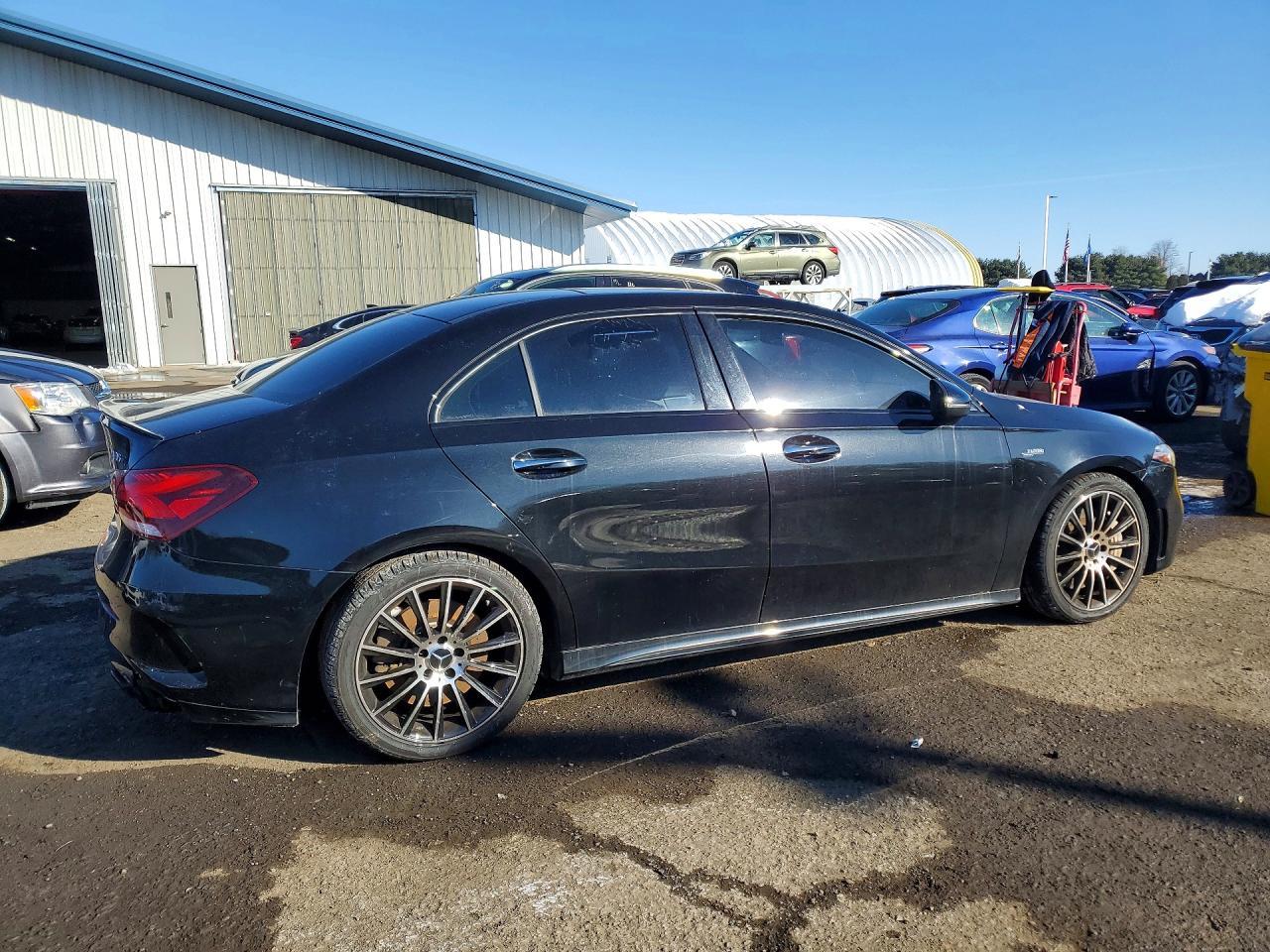 2020 Mercedes-Benz A 35 Amg - Фото 3