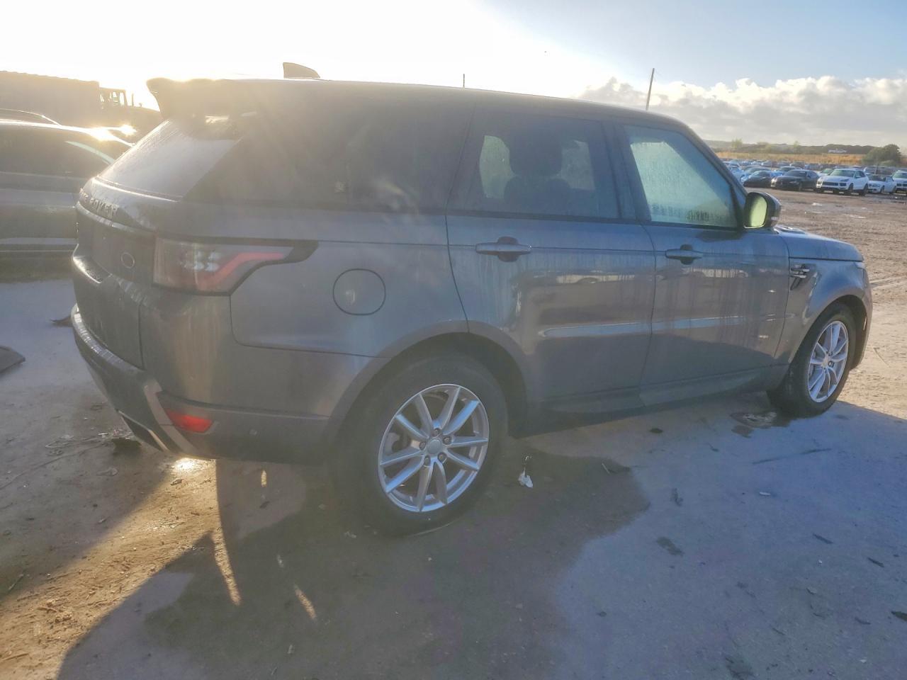 2019 Land Rover Range Rover Sport Se - Фото 3