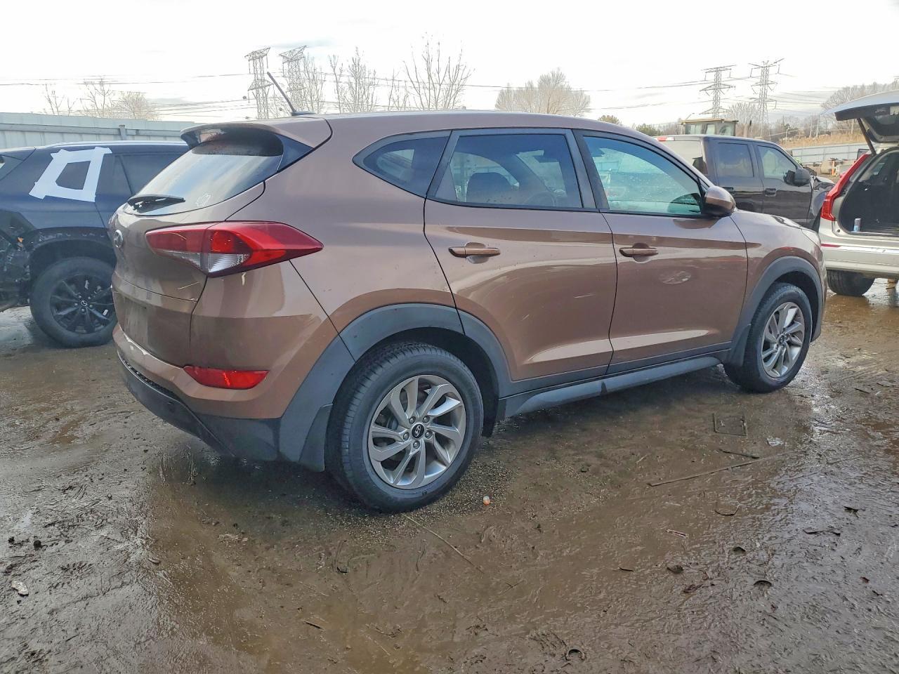 2017 Hyundai Tucson Se - Фото 3