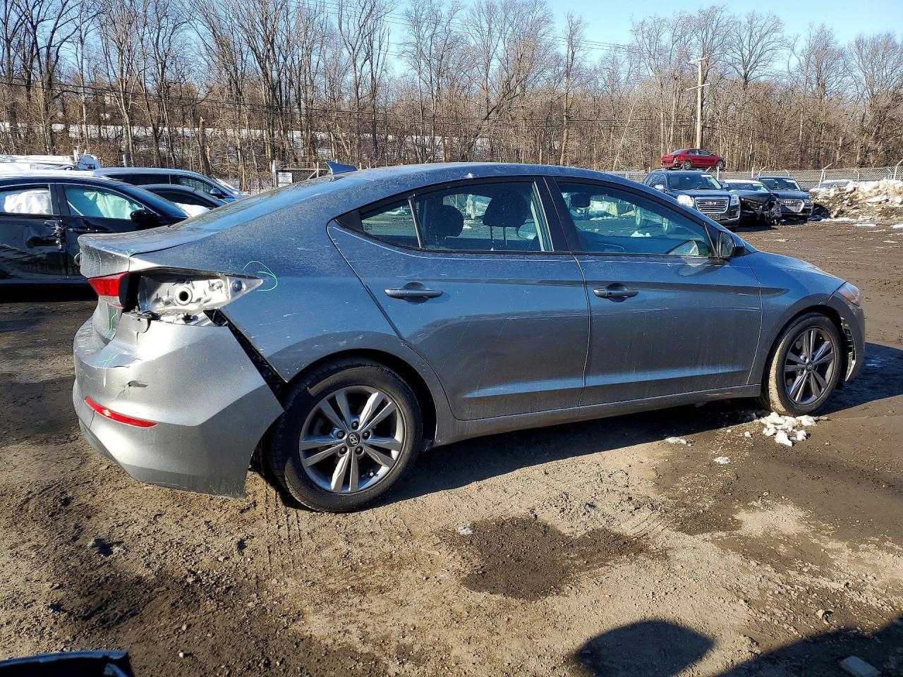 2018 Hyundai Elantra Sel - Image 3