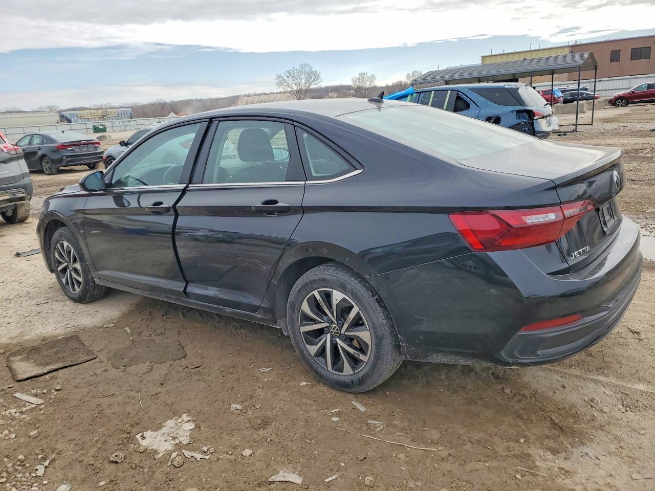 2023 Volkswagen Jetta - Фото 2