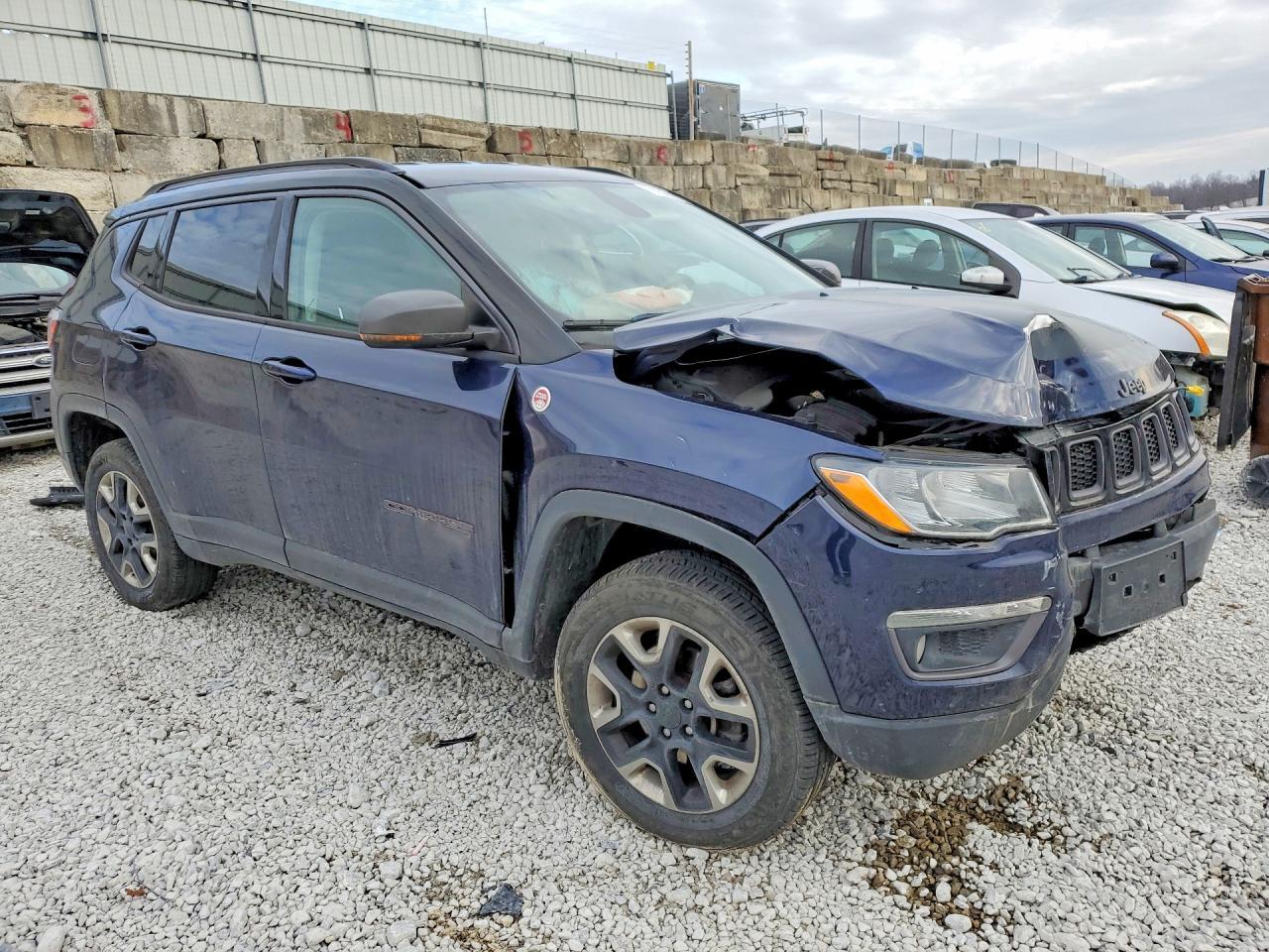 2017 Jeep Compass Trailhawk - Фото 4