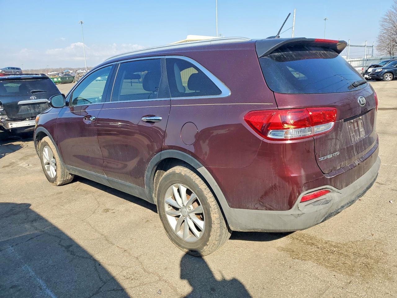 2016 Kia Sorento Lx - Фото 2