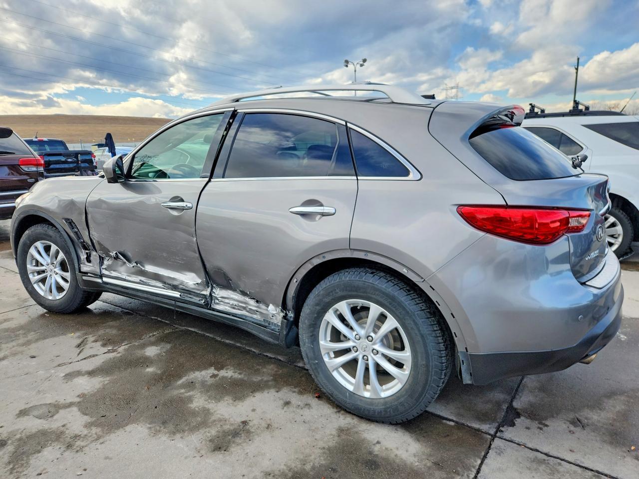 2011 Infiniti Fx35 Base - Фото 2