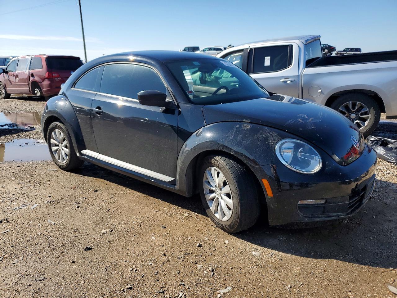 2016 Volkswagen Beetle 1.8T - Image 4