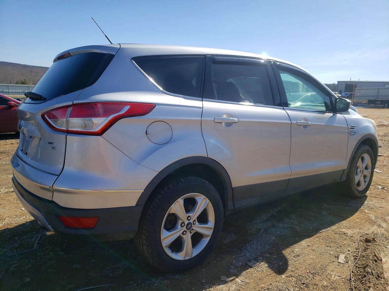 2015 Ford Escape - Фото 3