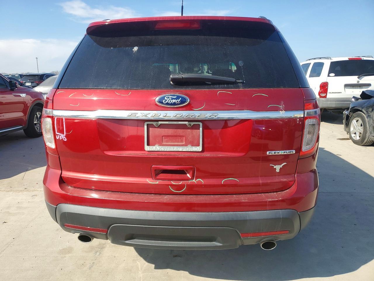 2013 Ford Explorer - Image 6