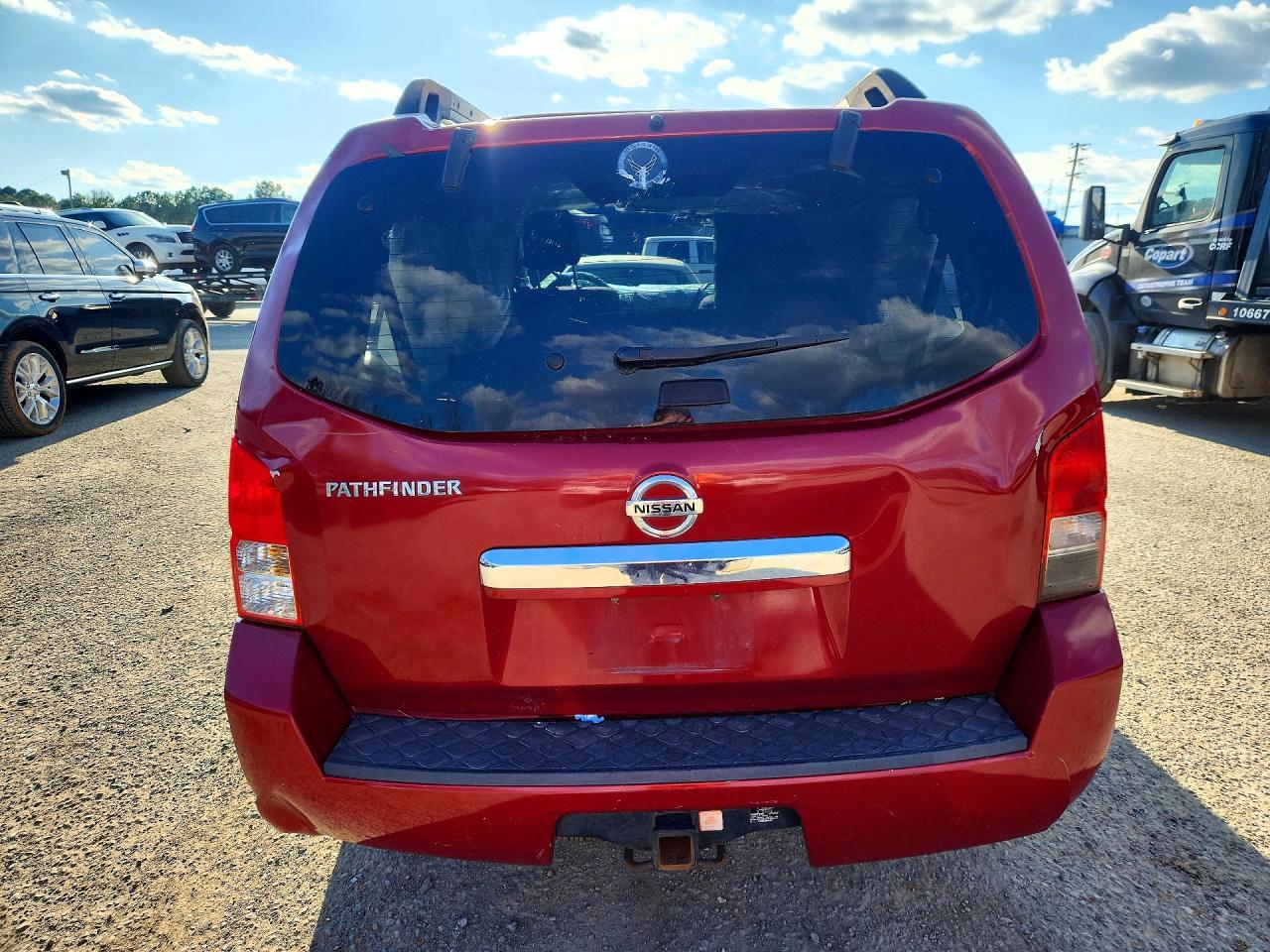 2011 Nissan Pathfinder S - Image 6