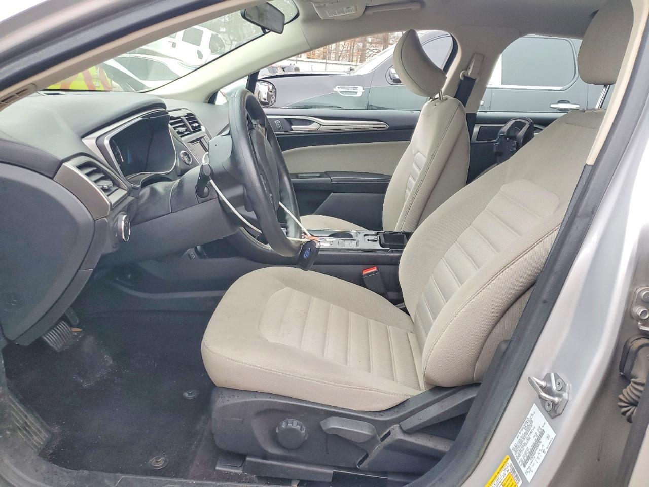 2017 Ford Fusion S Hybrid - Image 7