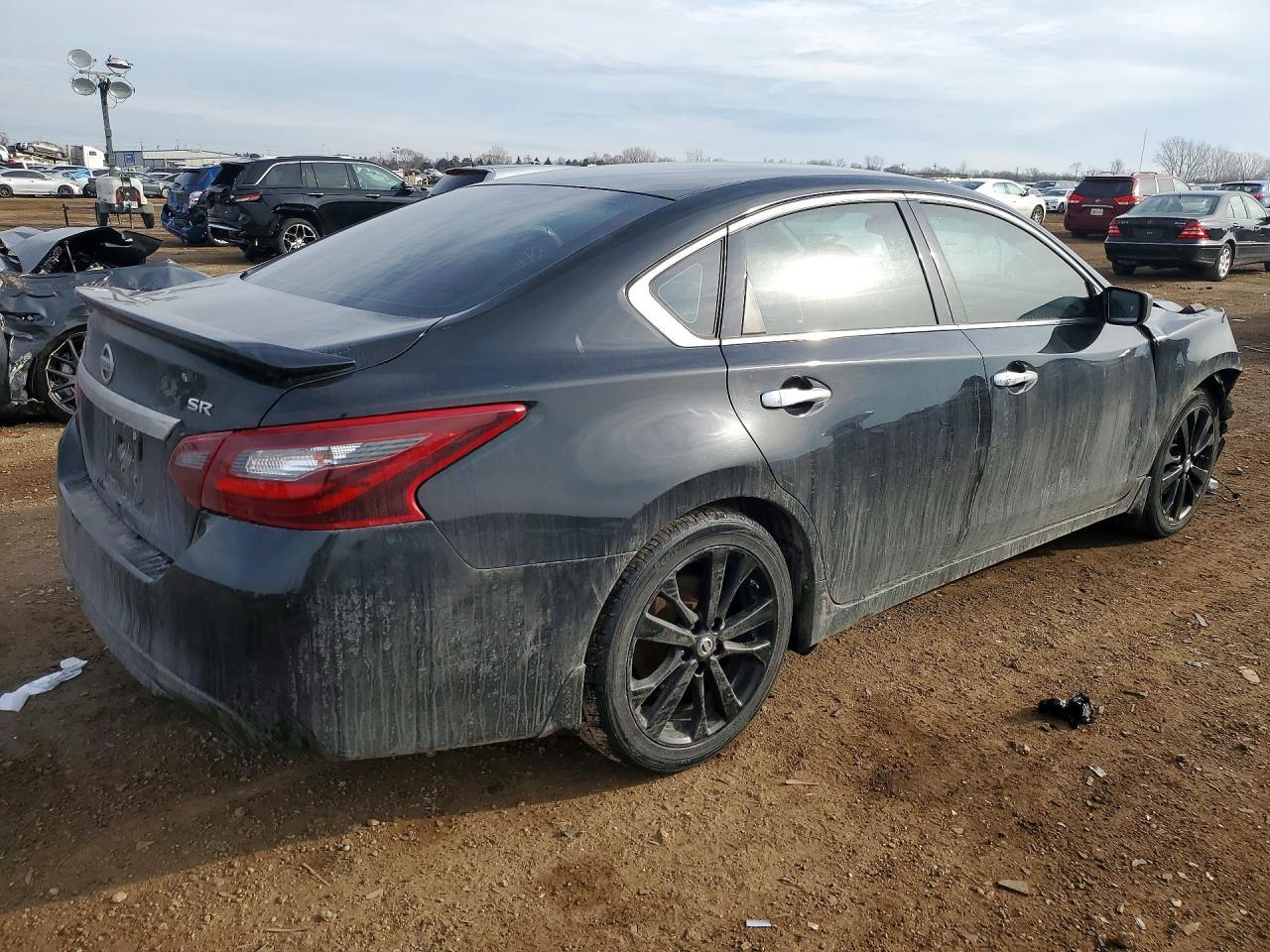 2017 Nissan Altima 2.5 - Фото 3