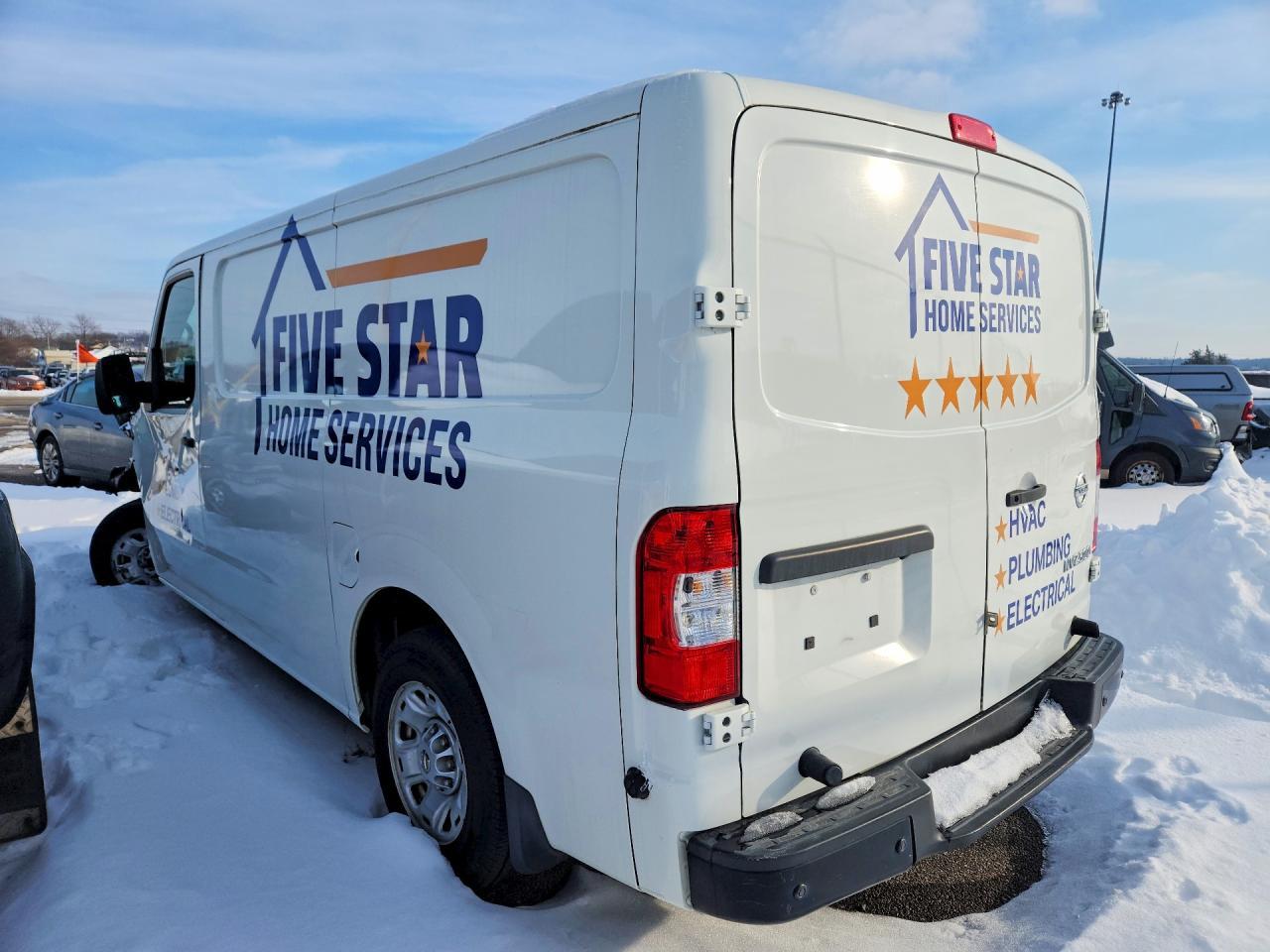 2020 Nissan Nv 2500 S - Image 2