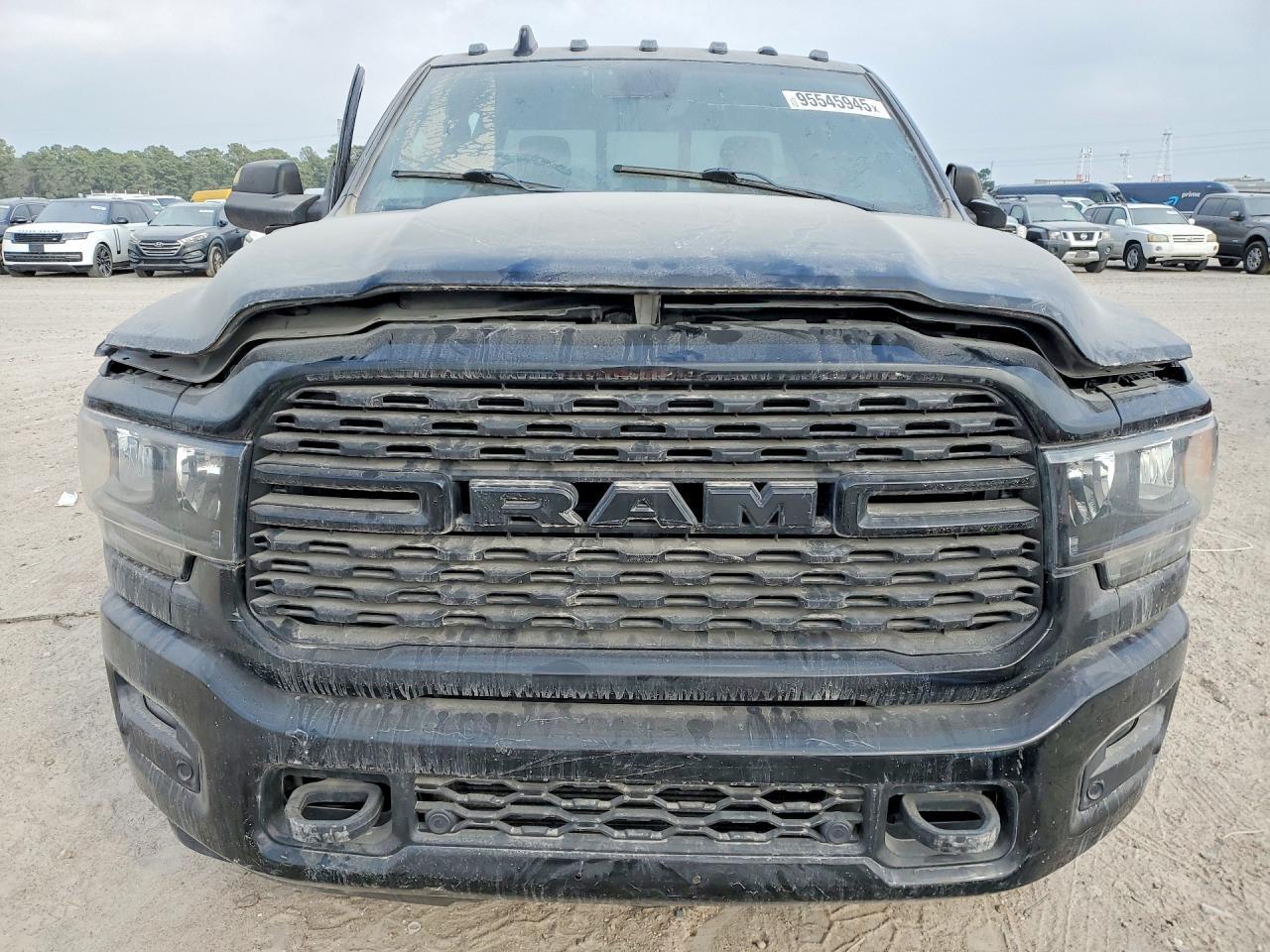 2022 Ram 2500 - Image 5
