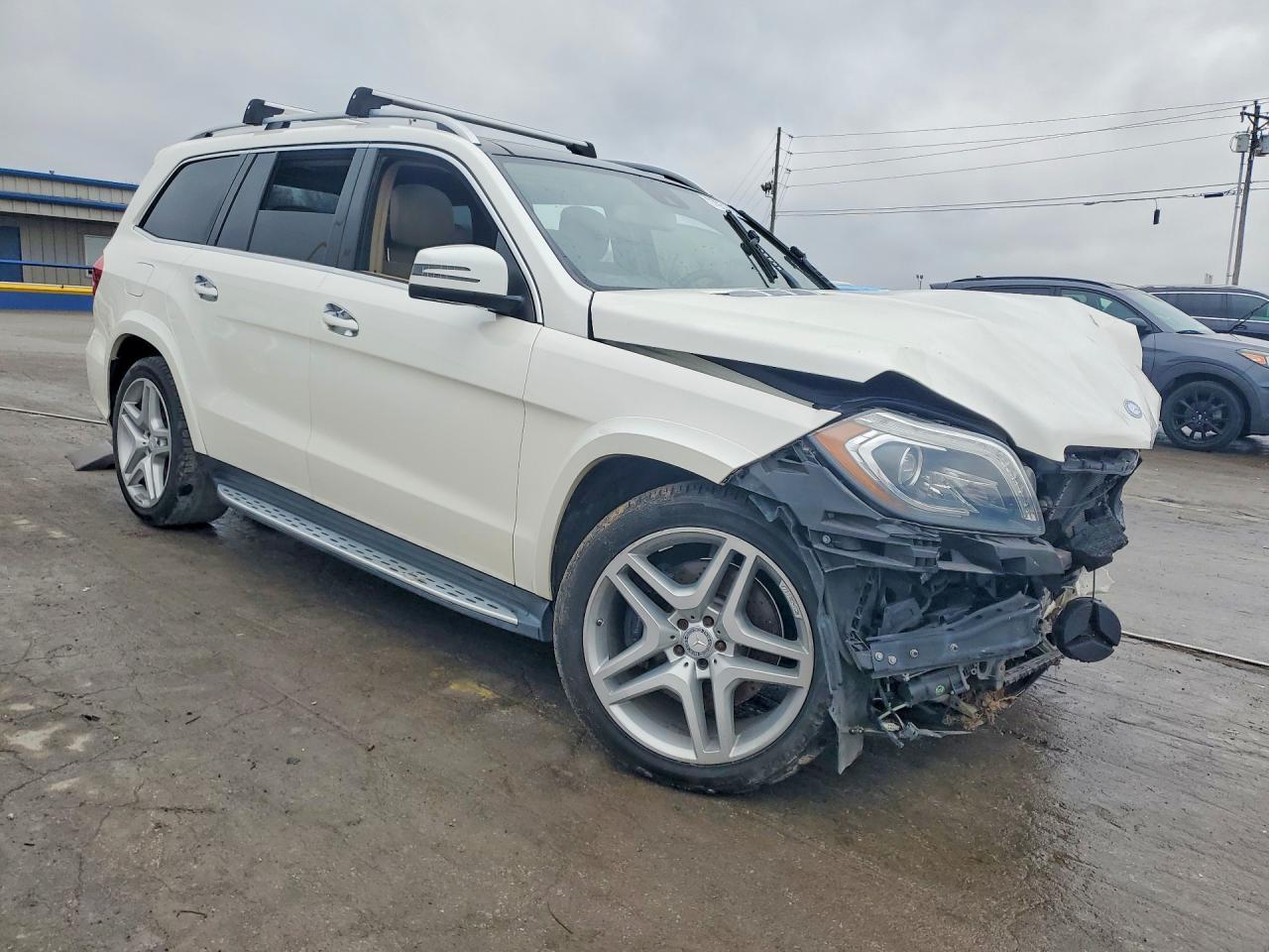 2015 Mercedes-Benz Gl 550 4Matic - Фото 4