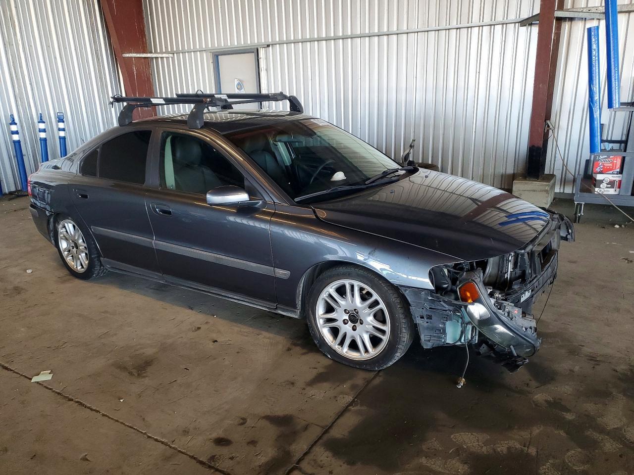 2004 Volvo S60 2.5T - Фото 4