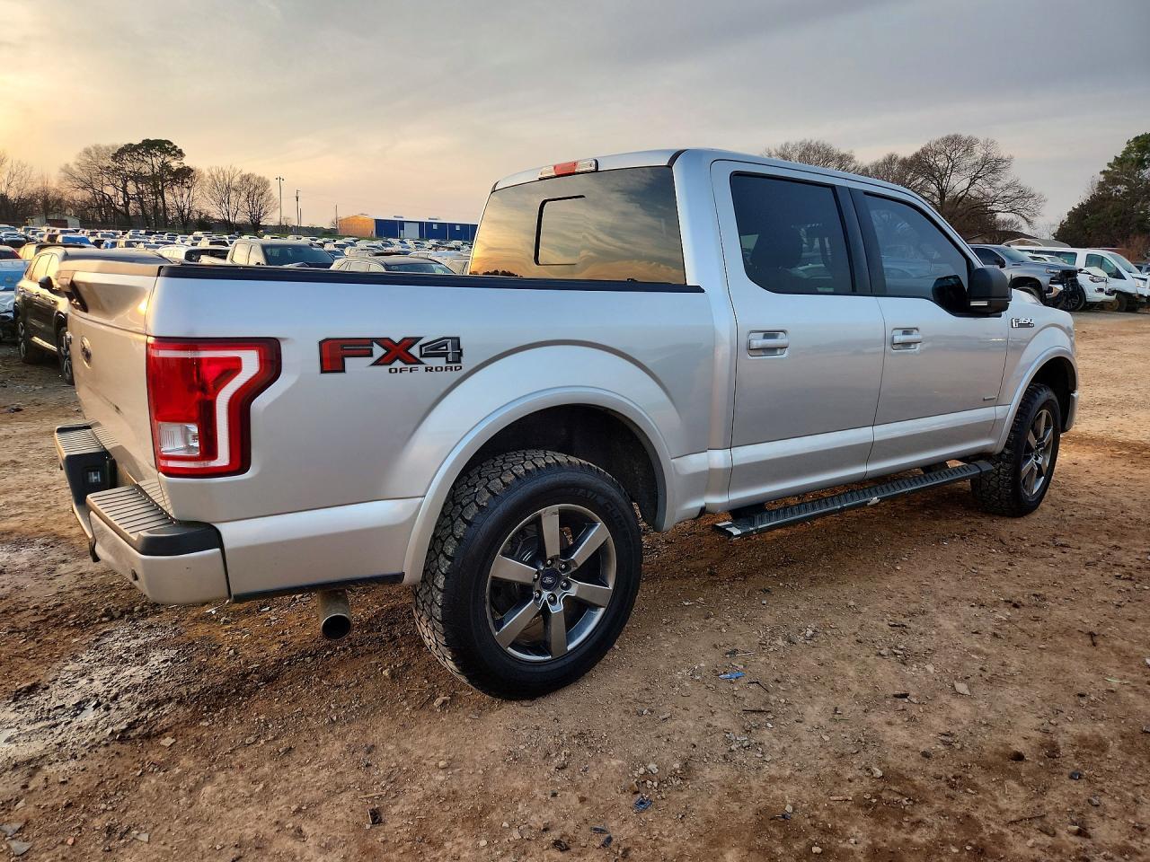2017 Ford F150 Supercrew - Image 3