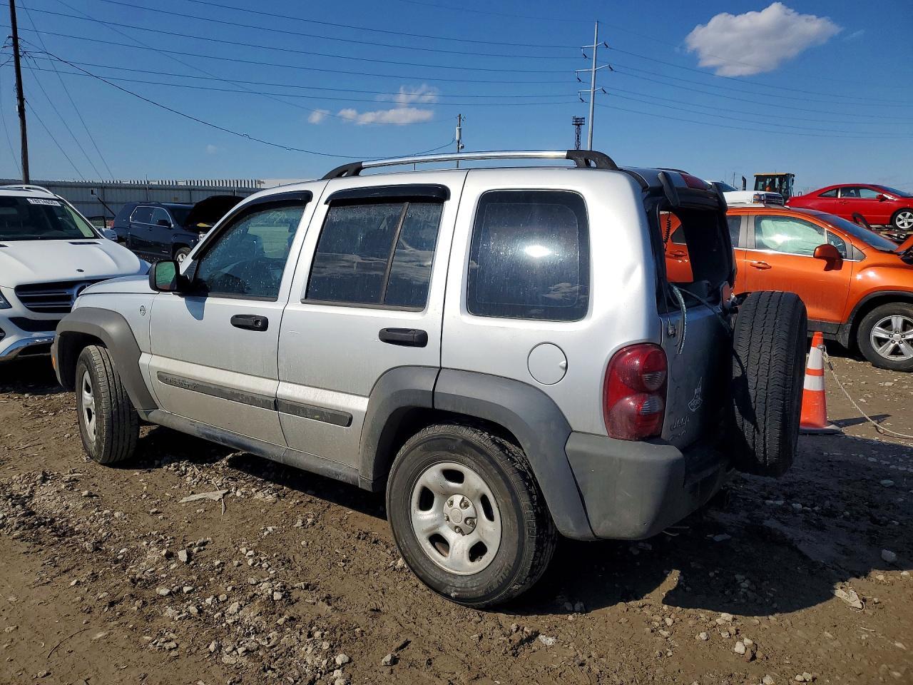 2007 Jeep Liberty Sport - Image 2