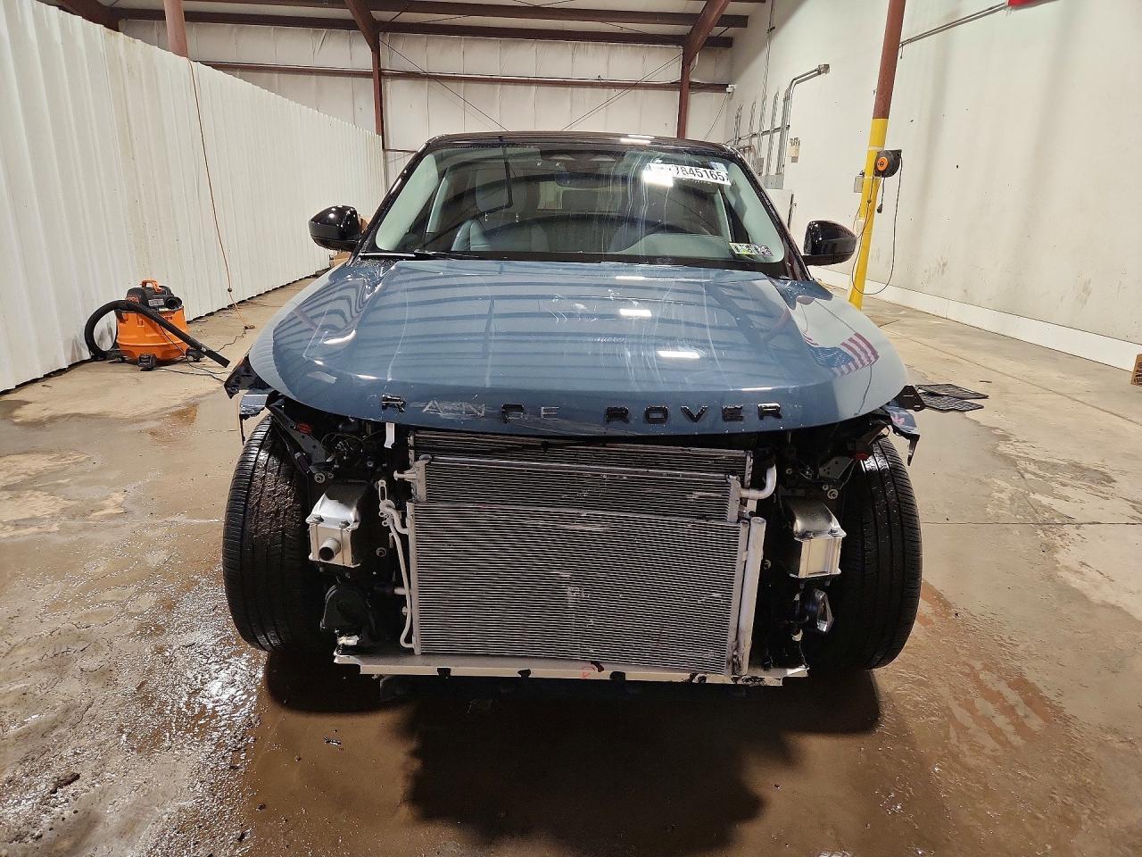 2025 Land Rover Range Rover Evoque S - Image 5