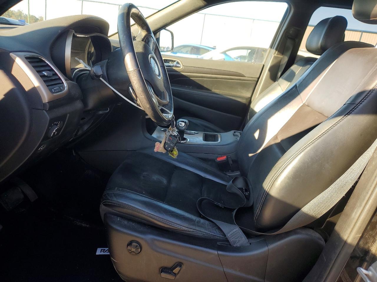 2015 Jeep Grand Cherokee Laredo - Image 7