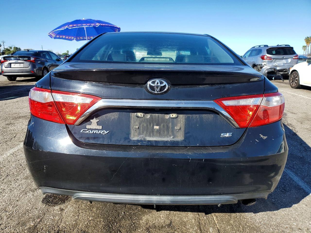2016 Toyota Camry Le - Фото 6