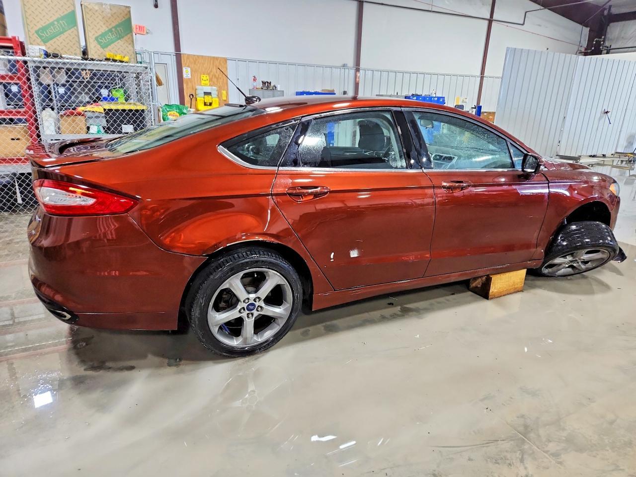 2015 Ford Fusion Se - Фото 3