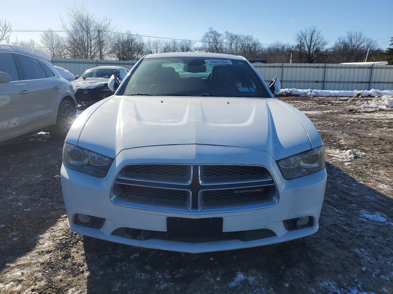 2014 Dodge Charger R - Image 5