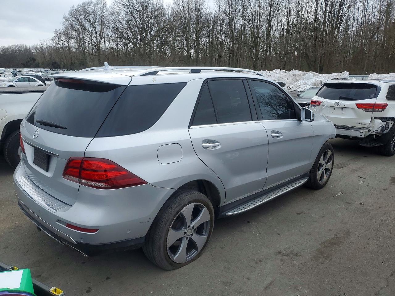 2016 Mercedes-Benz Gle 350 - Image 3