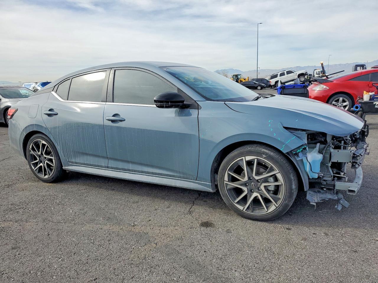 2025 Nissan Sentra Sr - Image 4