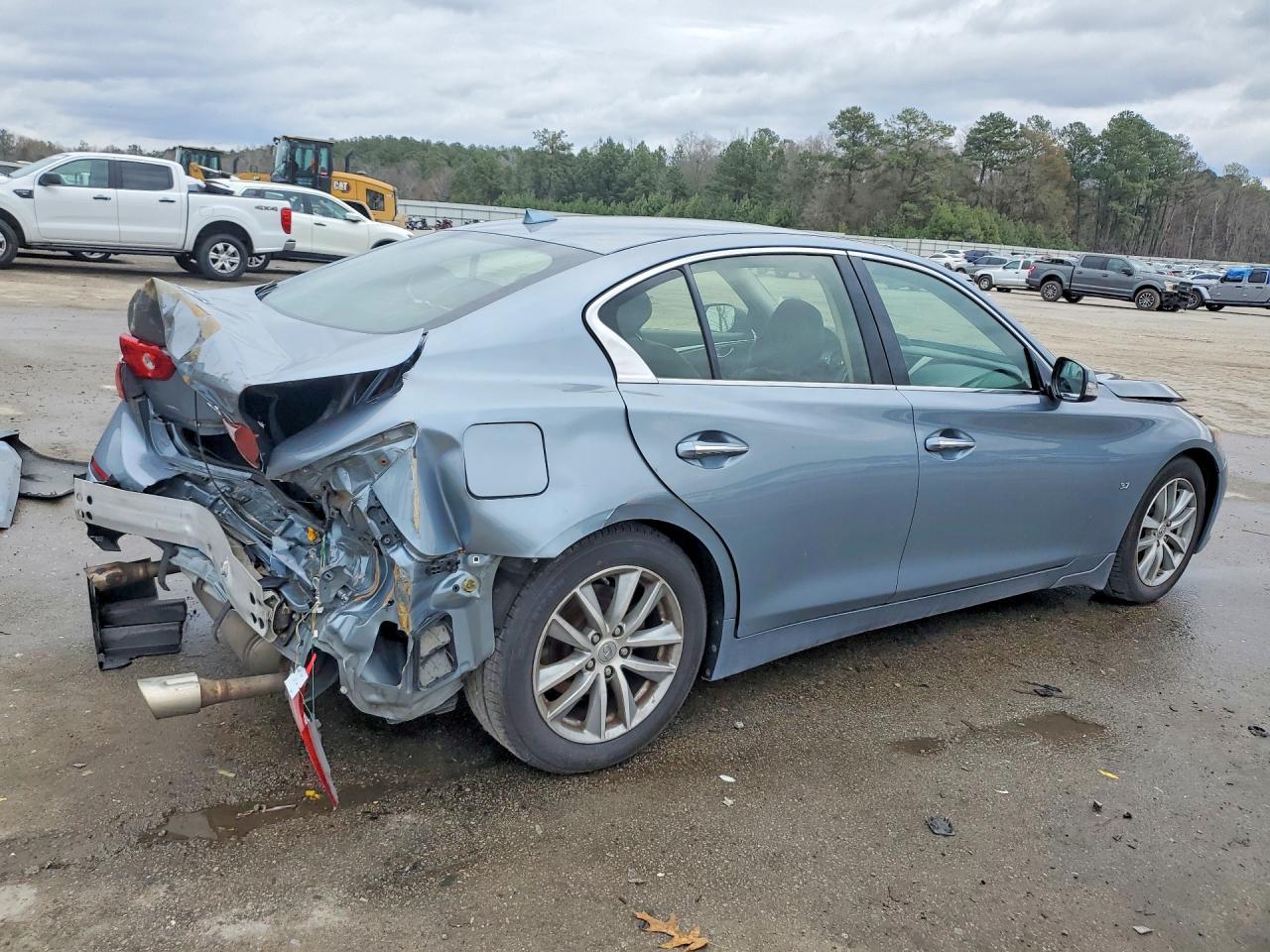 2015 Infiniti Q50 - Фото 3
