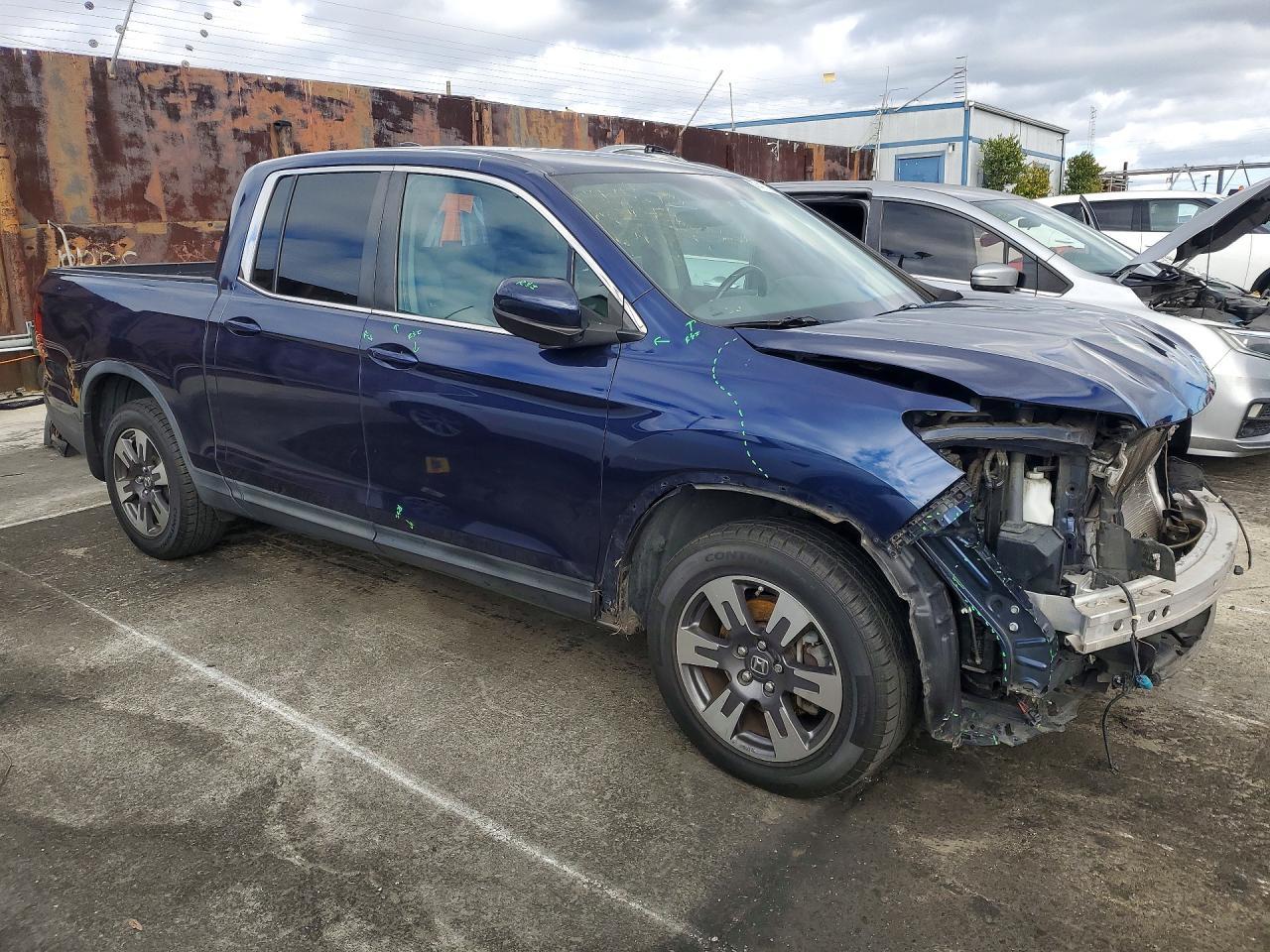 2017 Honda Ridgeline Rtl - Фото 4