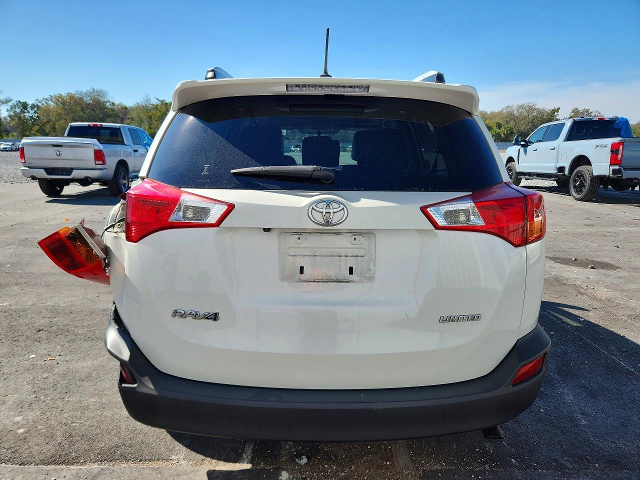 2015 Toyota Rav4 Limited - Image 6