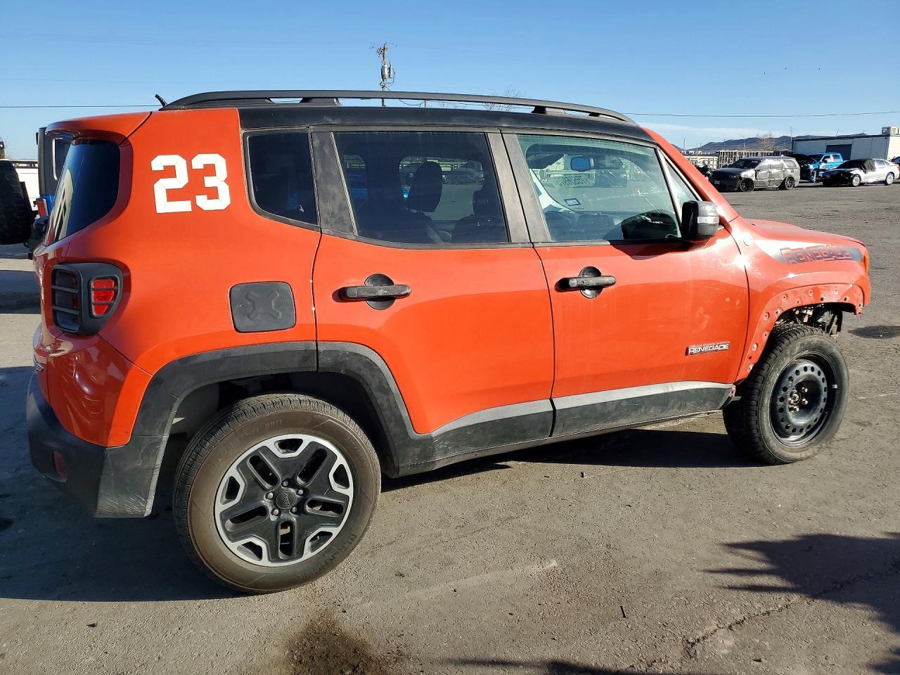 2017 Jeep Renegade Trailhawk - Фото 3