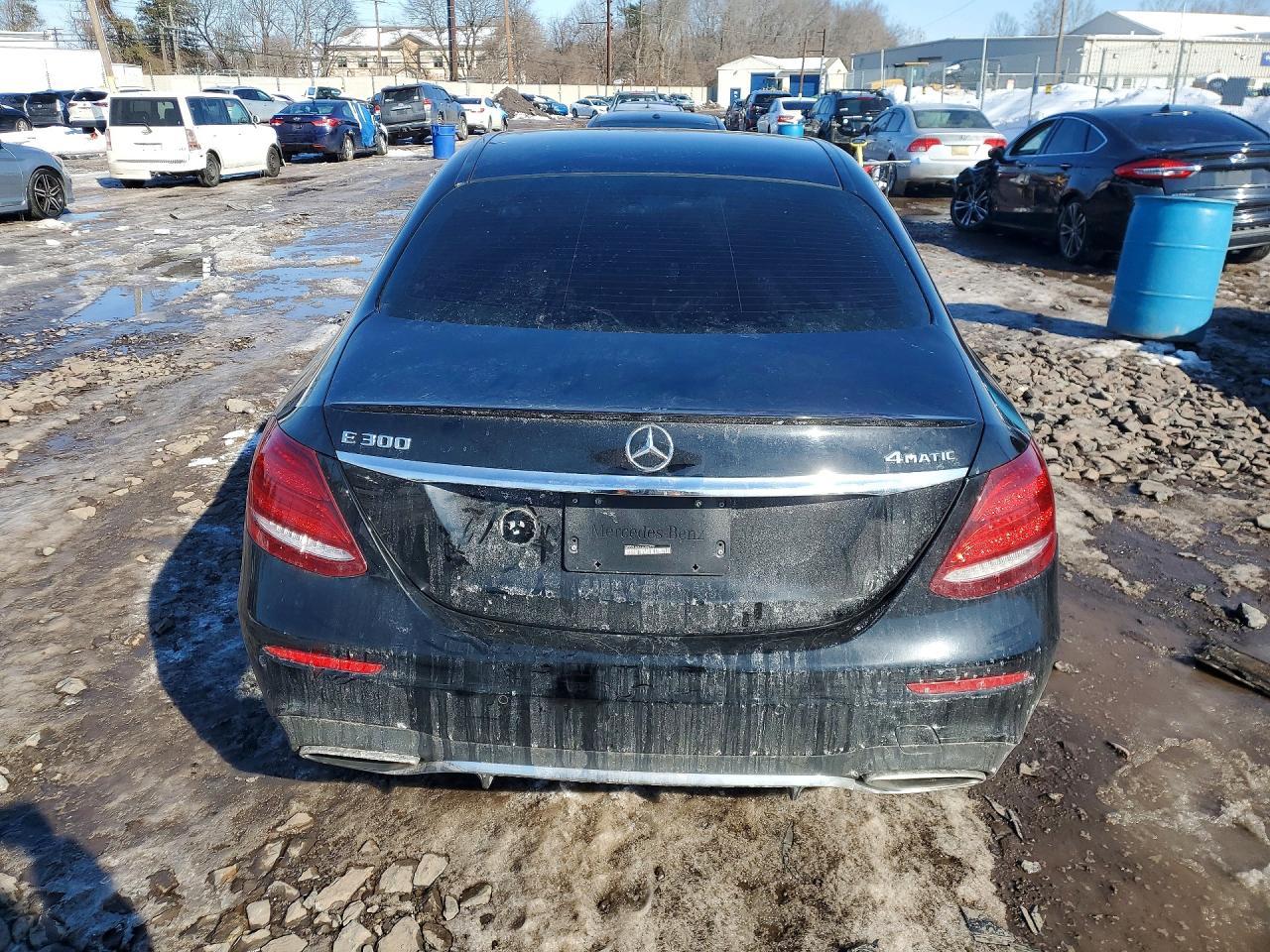 2018 Mercedes-Benz E 300 4Matic - Фото 6