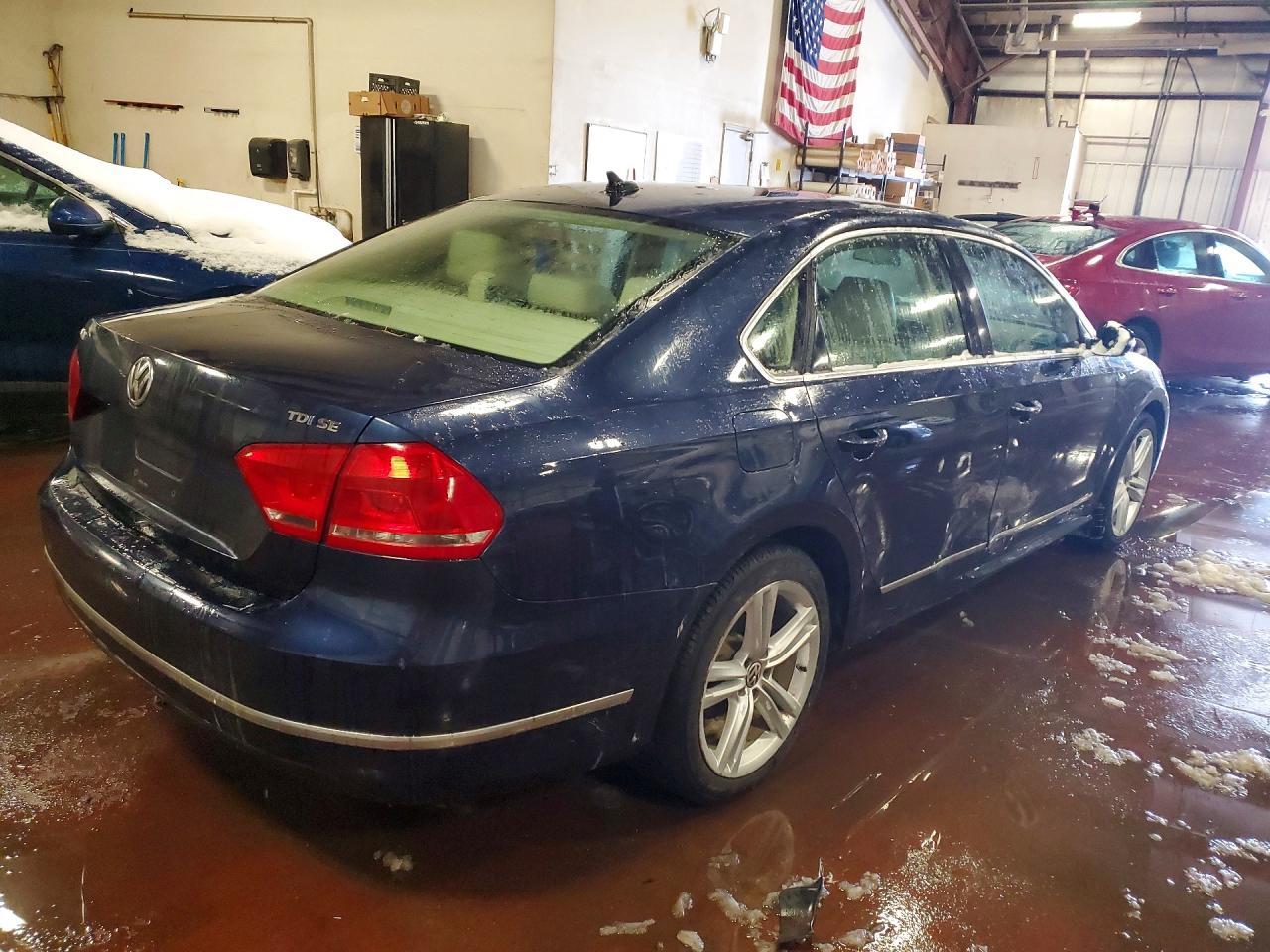 2013 Volkswagen Passat Se - Фото 3