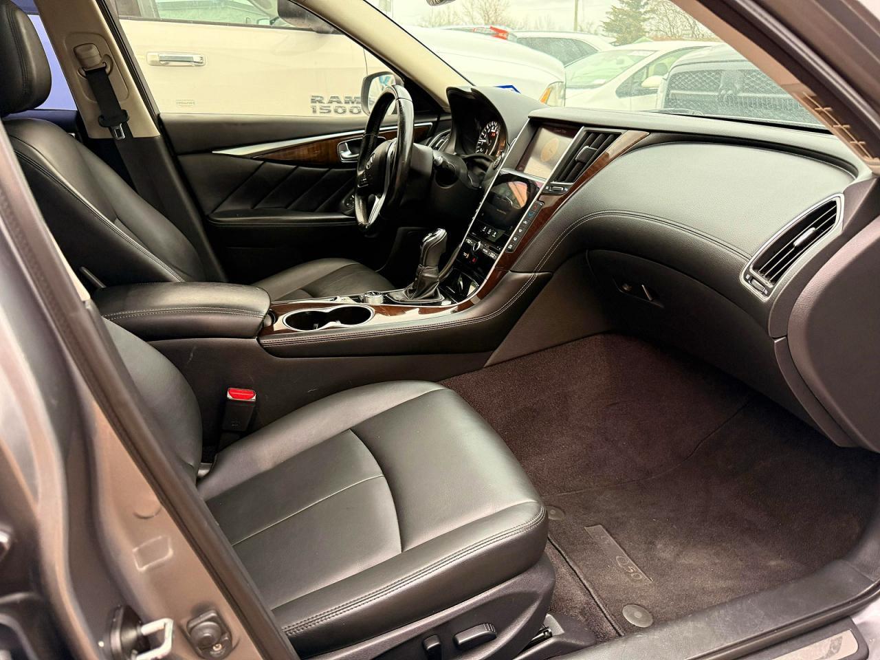 2018 Infiniti Q50 Luxe - Image 5