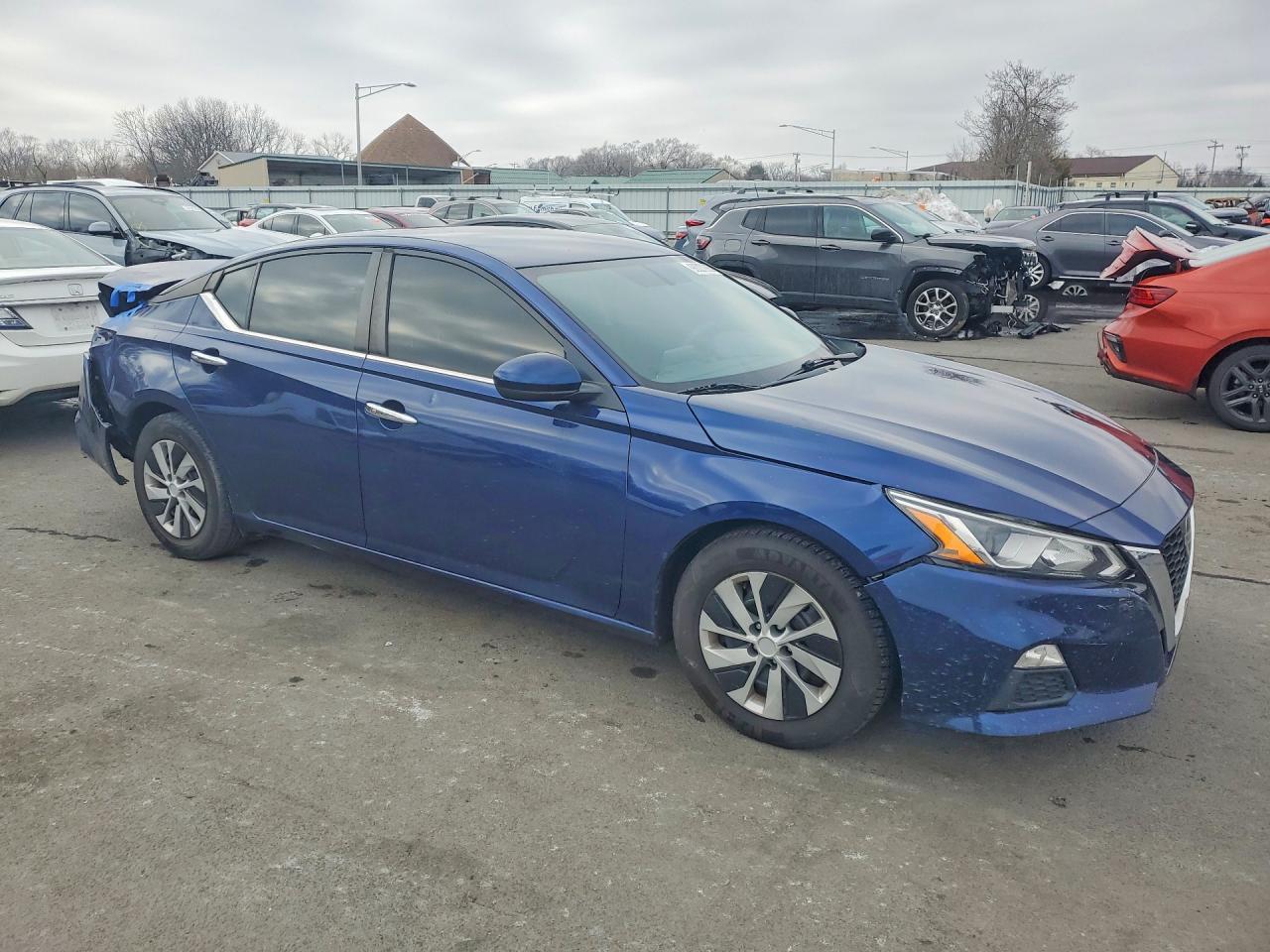 2019 Nissan Altima S - Фото 4
