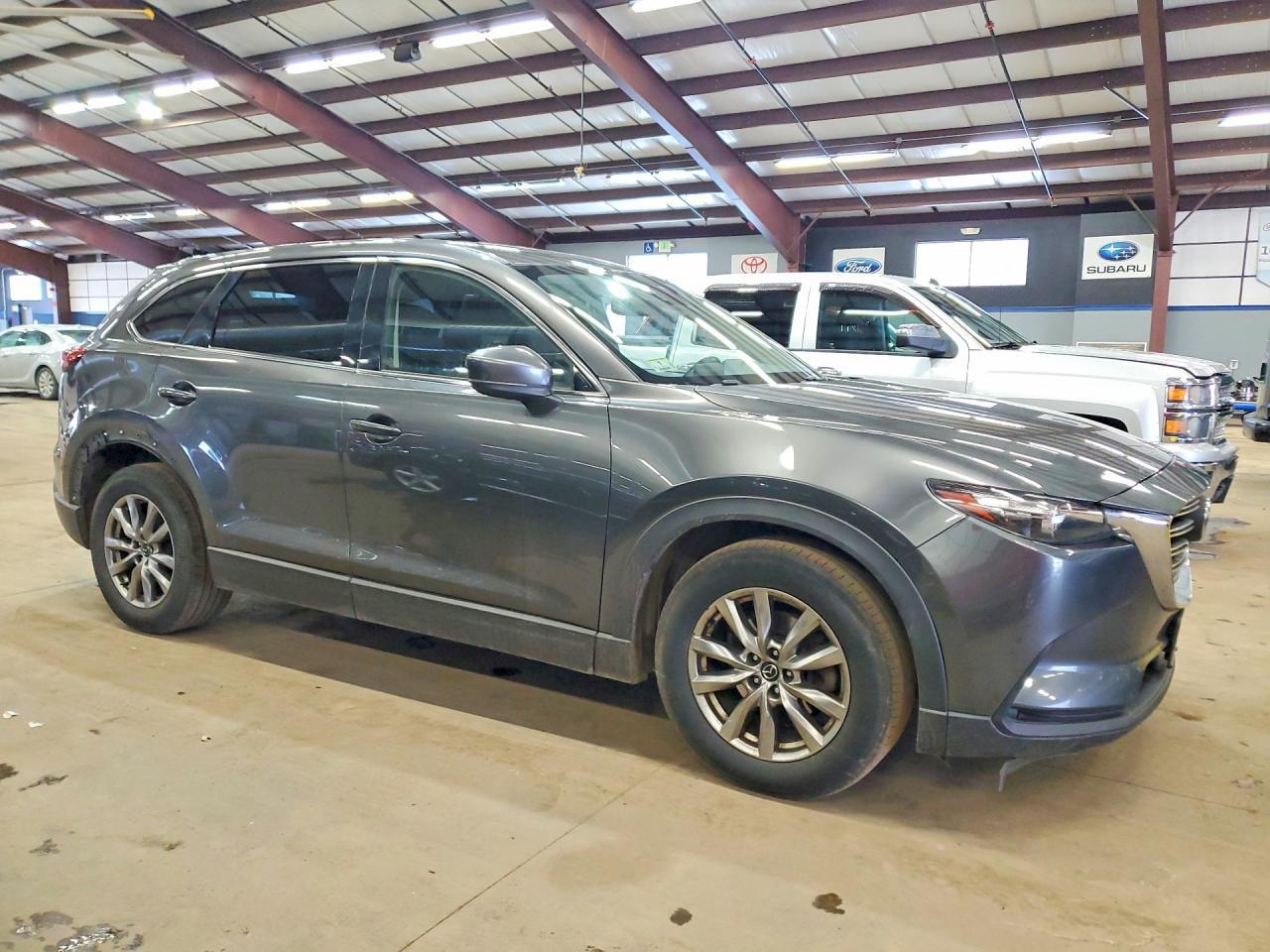 2017 Mazda Cx-9 Touring - Image 4