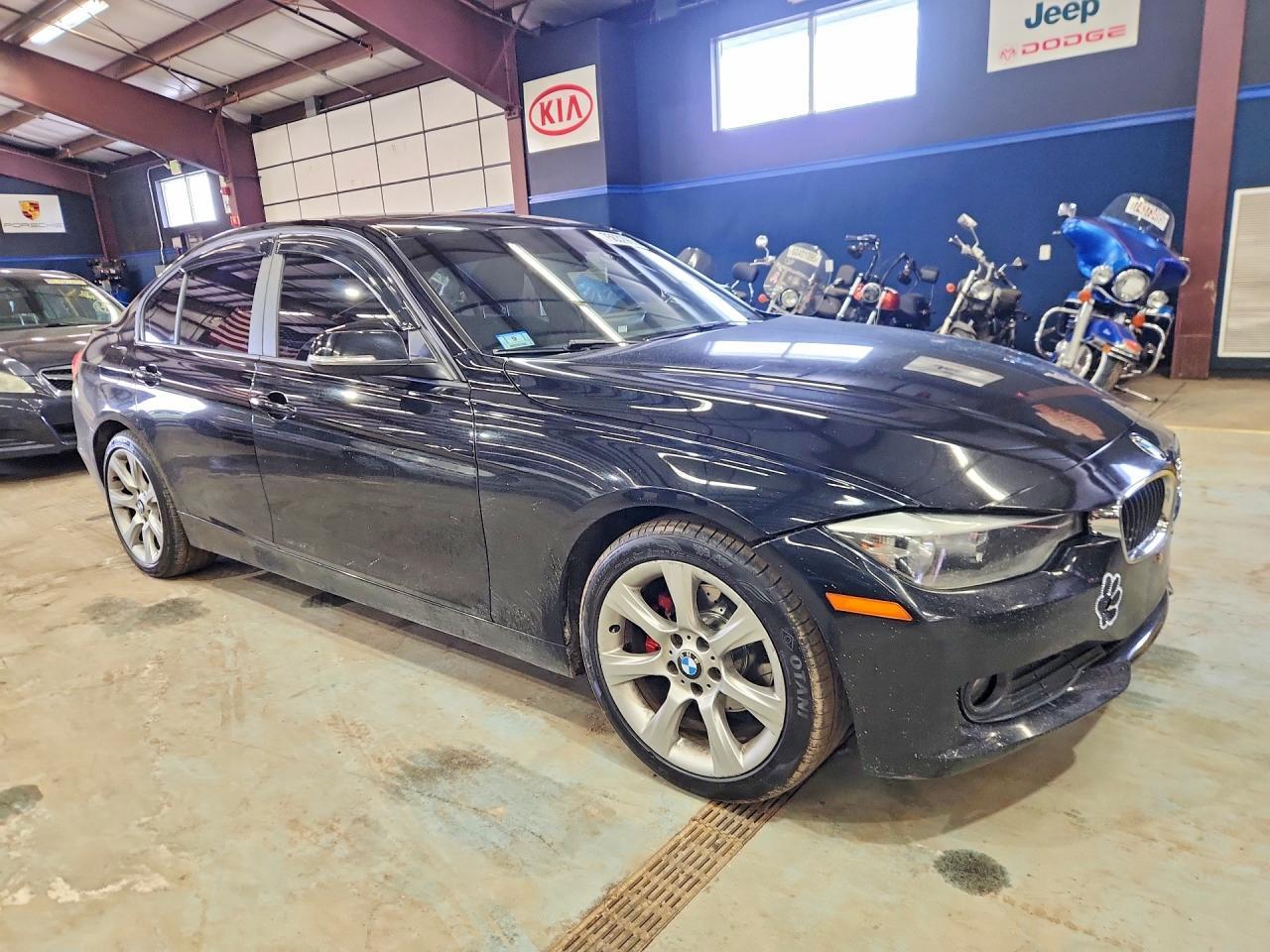 2014 BMW 320 I xDrive - Фото 4