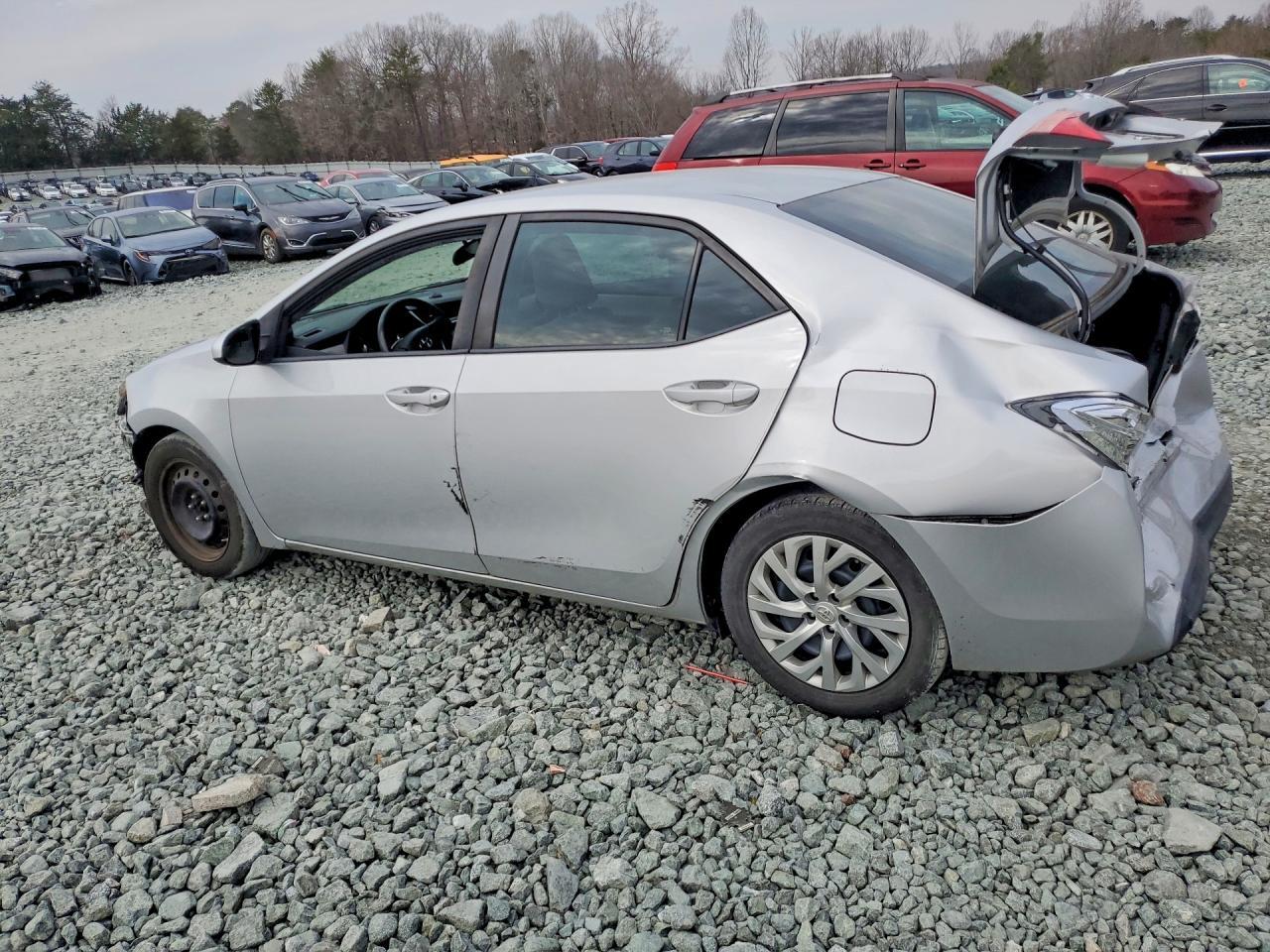 2019 Toyota Corolla L - Фото 2