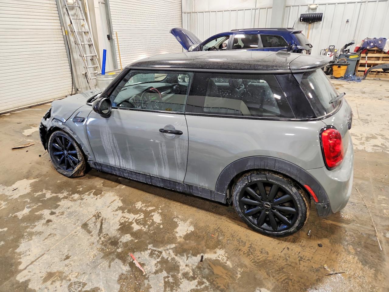 2018 Mini Cooper S - Image 2