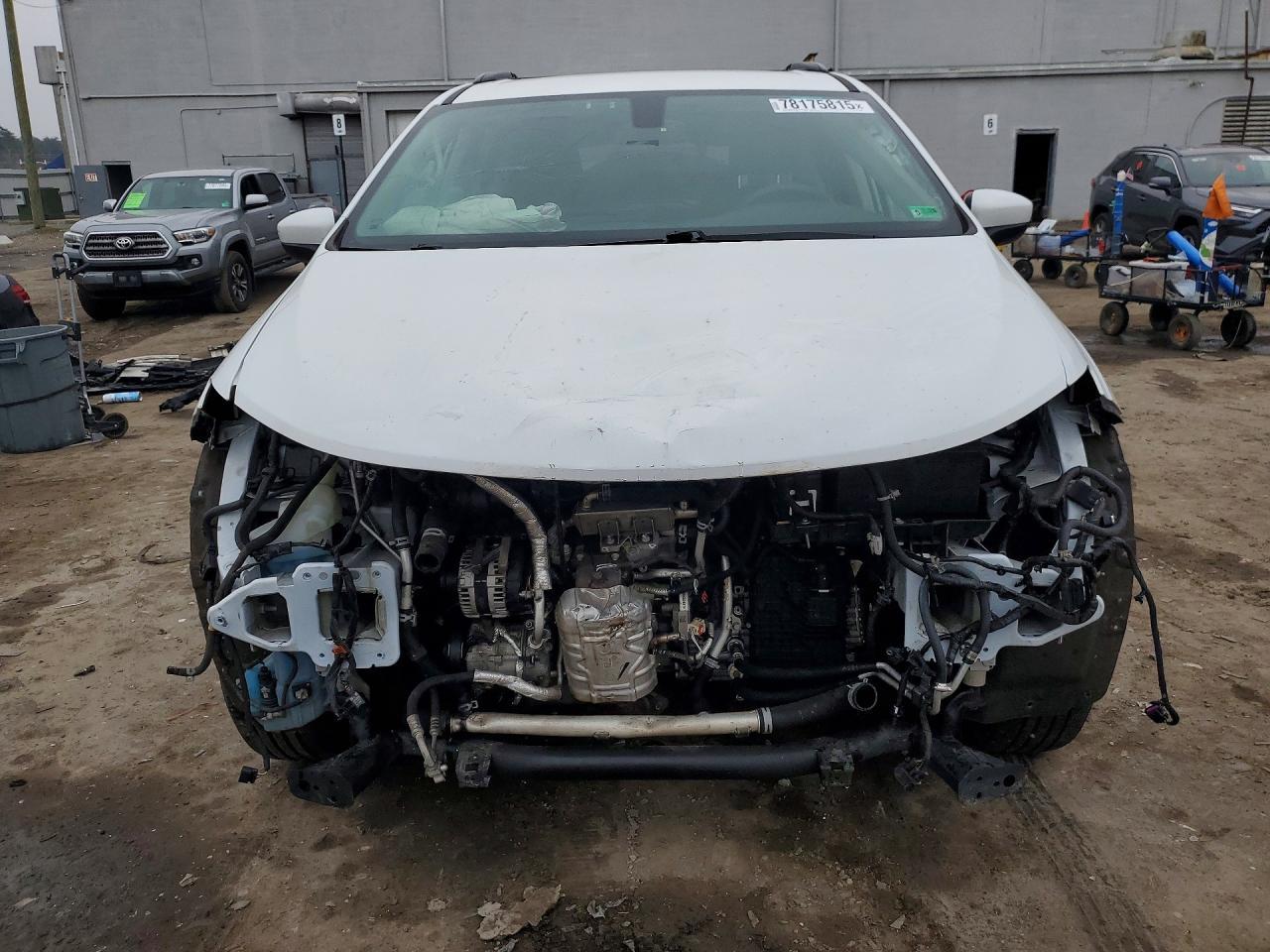 2021 Chrysler Voyager Lxi - Image 5