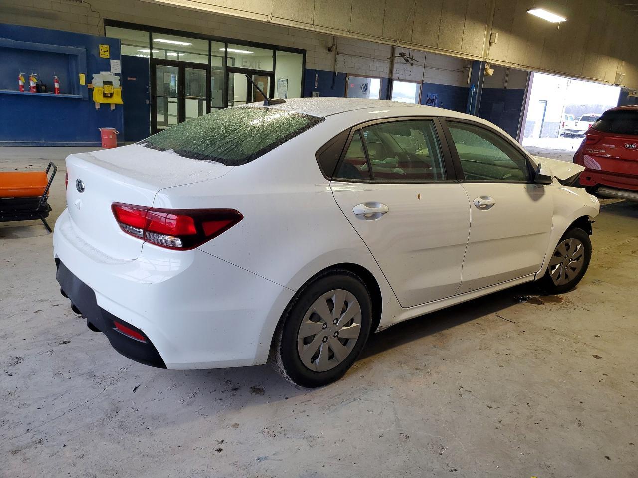 2020 Kia Rio Lx - Фото 3
