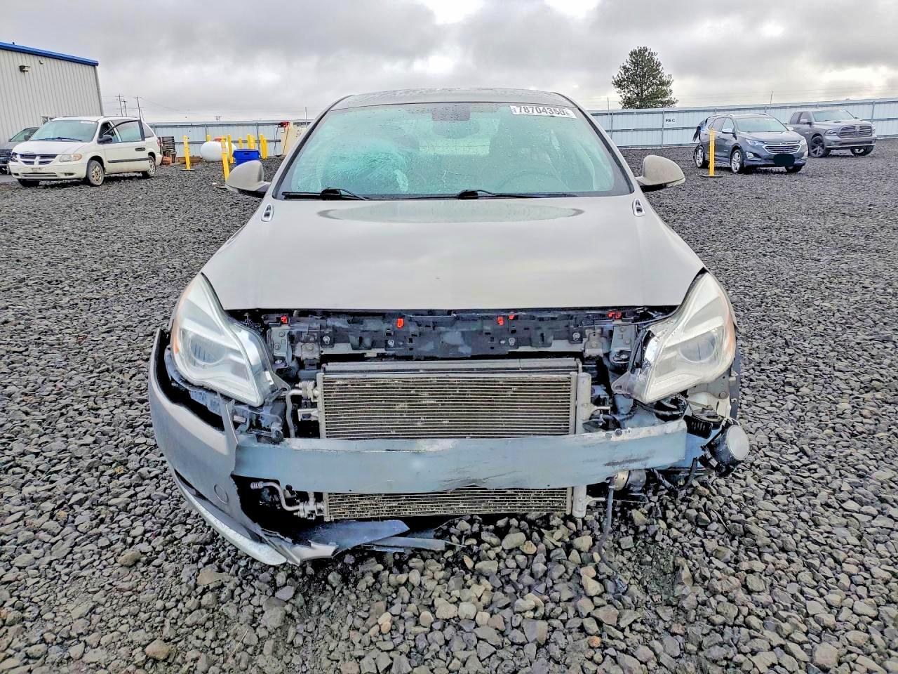 2017 Buick Regal Sport Touring - Image 5