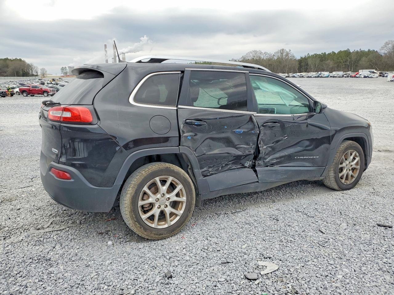 2017 Jeep Cherokee Latitude - Фото 3
