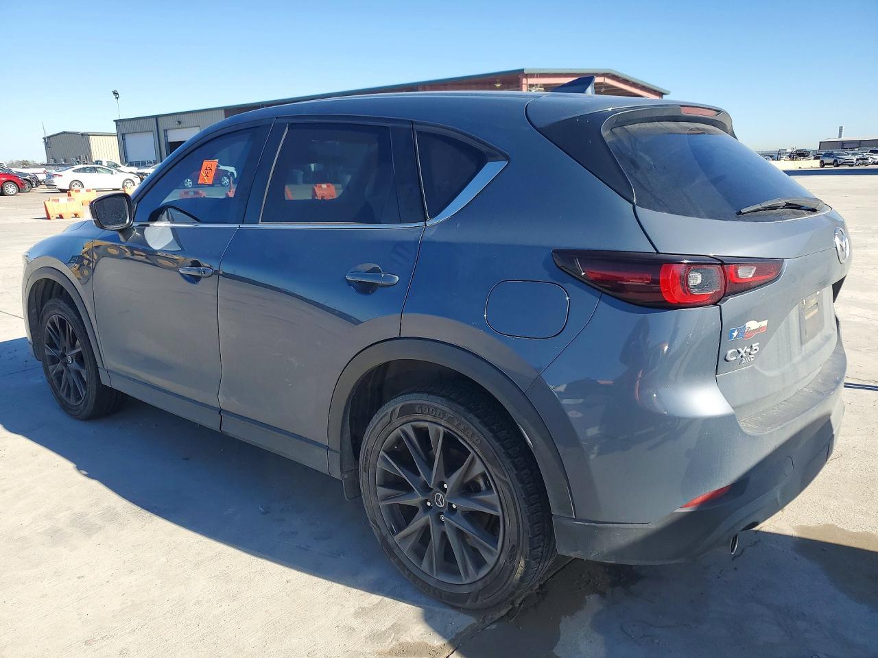 2023 Mazda Cx-5 Preferred - Image 2