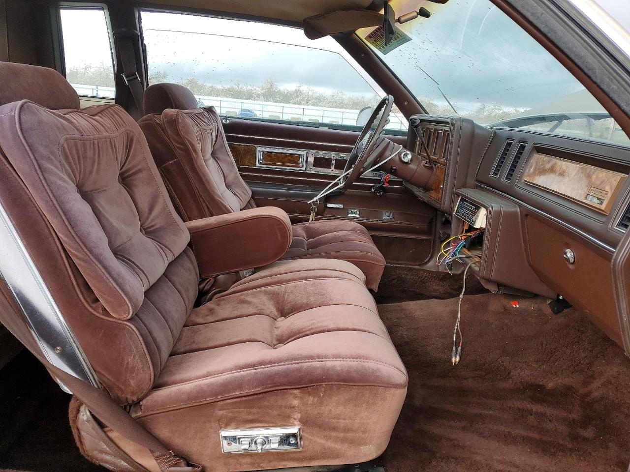 1983 Buick Regal Limited - Image 7