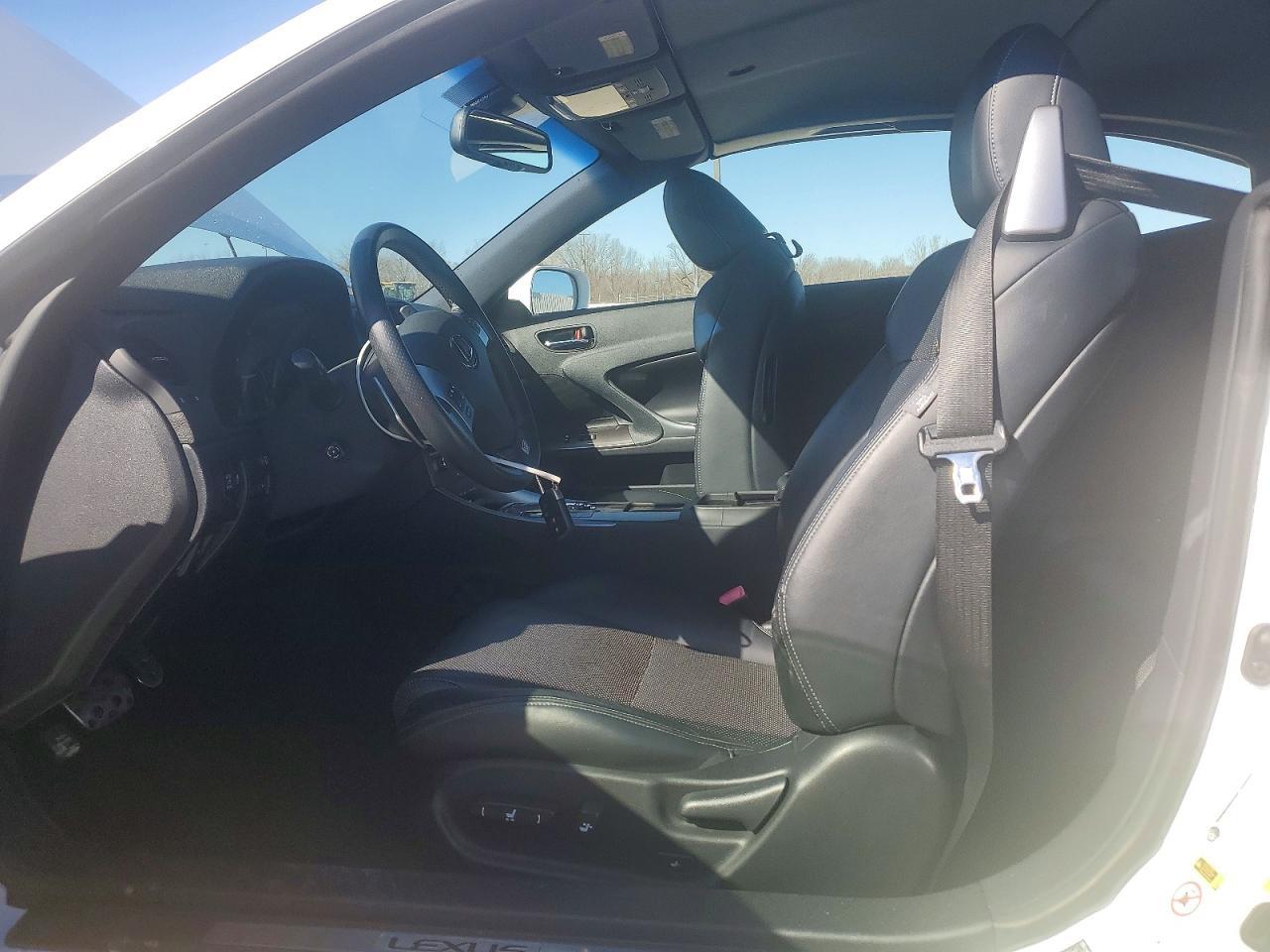 2014 Lexus Is 250C Base - Фото 7