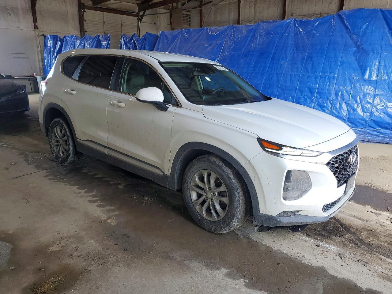 2019 Hyundai Santa Fe Se - Фото 4