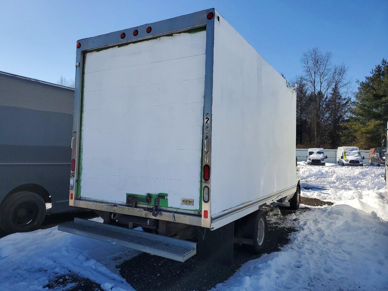2015 Ford E-350 - Box Truck *** Runs & Drives * Prior Fleet *** - Фото 4