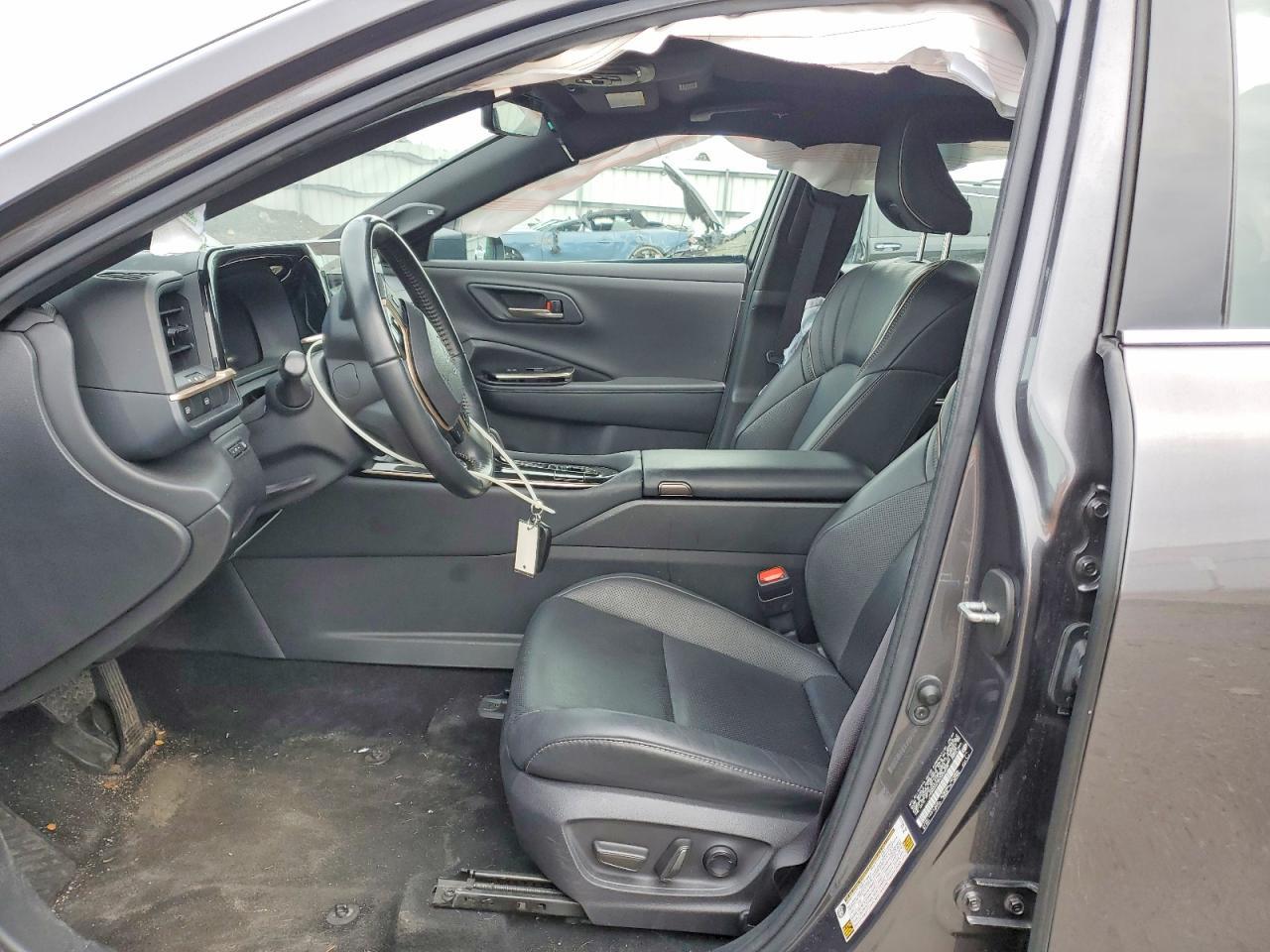 2024 Toyota Crown Limited - Image 7